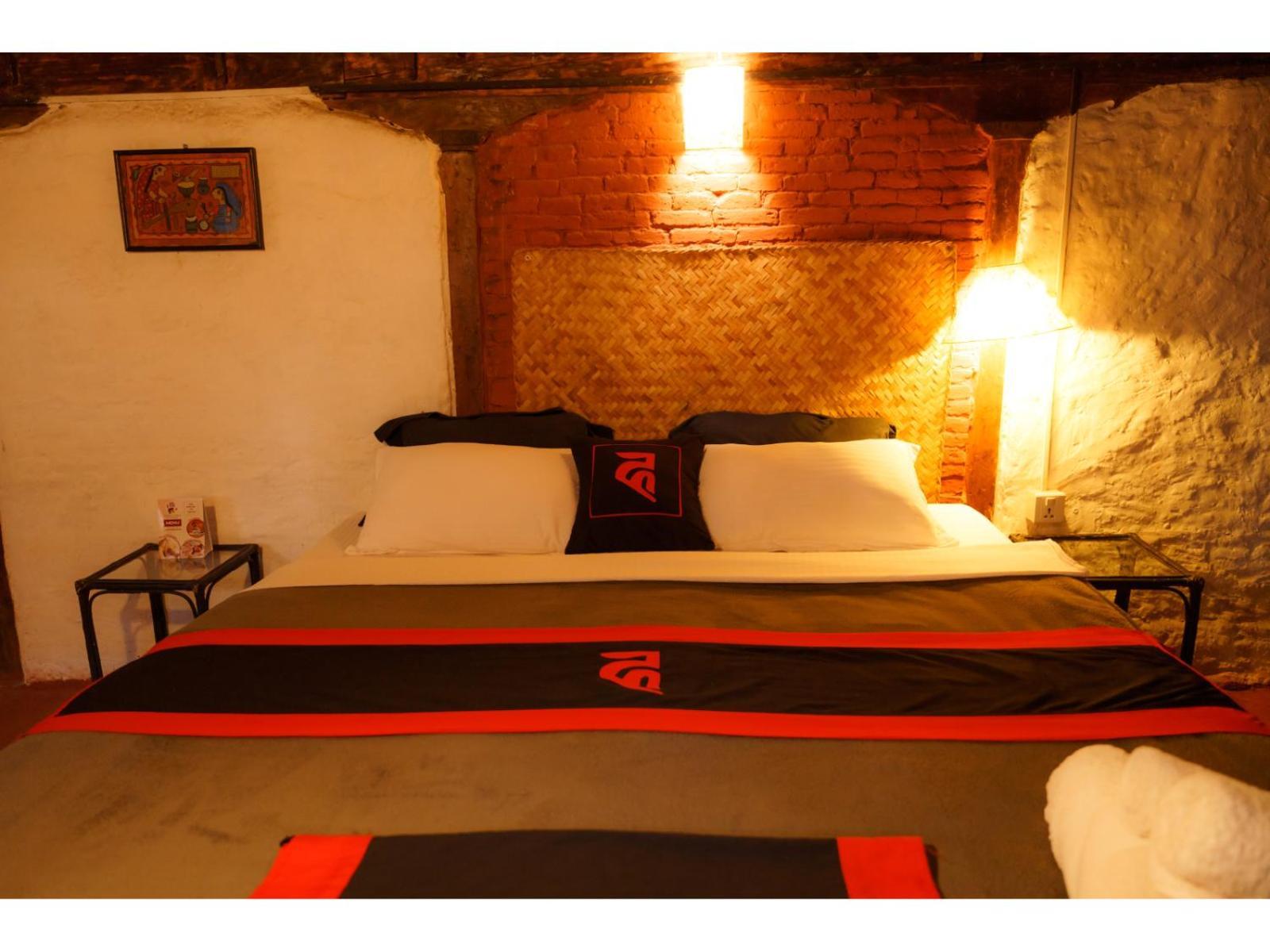 Lalitpur Hira Guest House מראה חיצוני תמונה